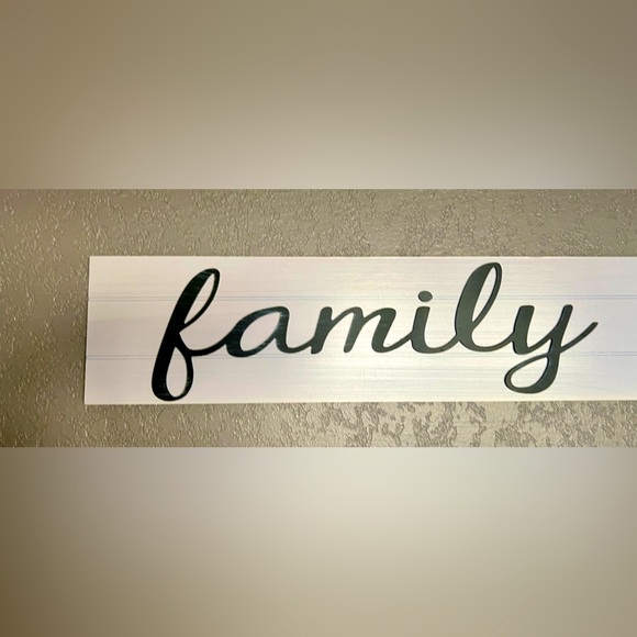 Other - Home Decor Distressed Family Plaque Wall Art  Like New